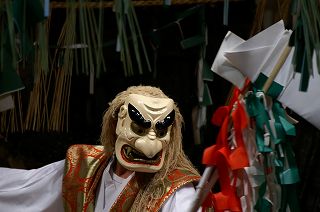 高千穂神楽 手力雄(たぢからお)06