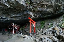 波切神社