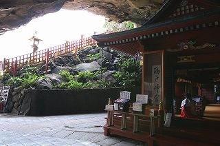 ■ 鵜戸(うど)神宮の写真Part2_鵜戸(うど)神宮の写真Part2_窟内部 03 鵜戸(うど)神宮の写真Part2_鵜戸(うど)神宮の写真Part2_窟内部 03